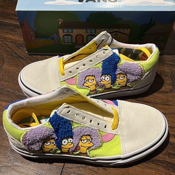 New Van X The Simpsons - Picture 2 of 6
